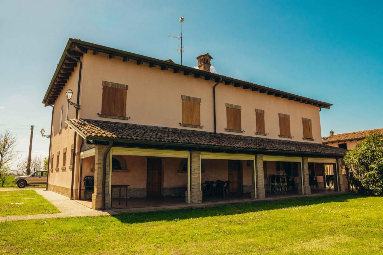 Agriturismo Garzole Castelfranco Emilia Bagian luar foto
